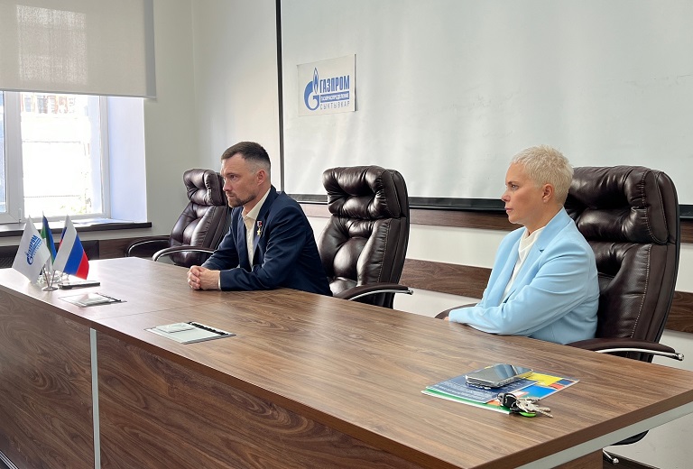 Кочев встреча газпром.jpg Кочев встреча газпром.jpg